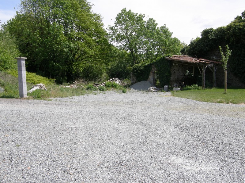 EXTERIEURS GITES DES HORIZONS VENDEENS LOCATION MAISON GITES DE FRANCE AVEC PISCINE INTERIEURE POUZAUGES PUY DU FOU VENDEE